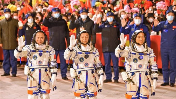 Chinese astronauts board space station in historic mission￼